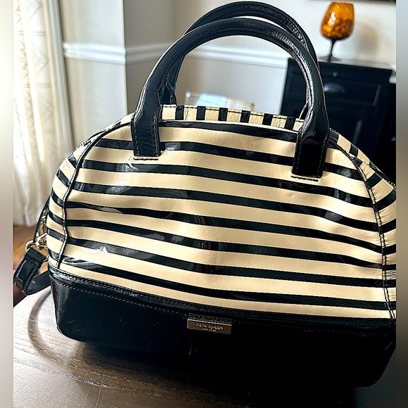 kate spade Handbags - Used Kate Spade Chelsea Park Porter Patent Leather Handbag Black and Cream